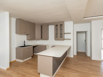 2 Bedroom Garden Flat