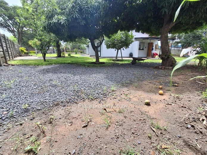 A Lovely Home in a Peaceful area near Lundi Park Golf Course