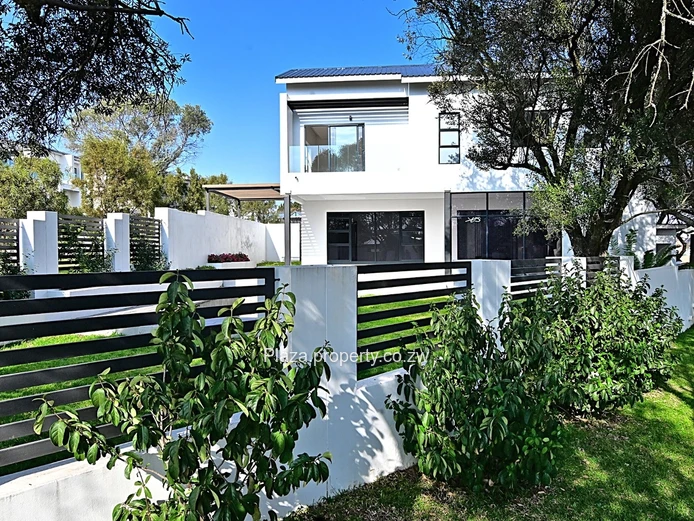 Luxury 4-Bedroom Family Home In Fourways