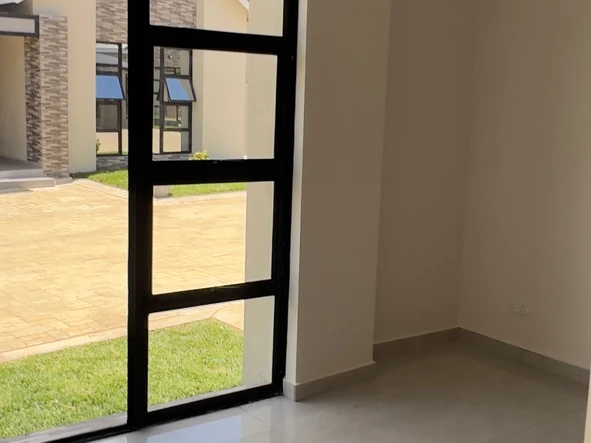 8 Unit Townhouse Complex