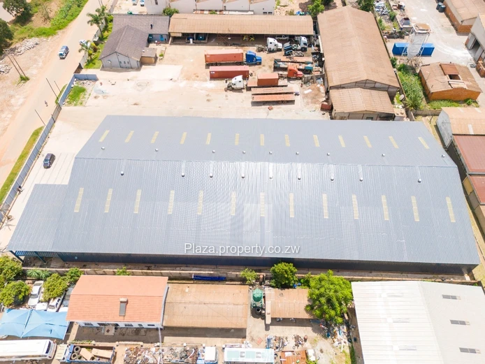 Secure Willowvale Warehouse: 3,000m² on 5,000m², CCTV