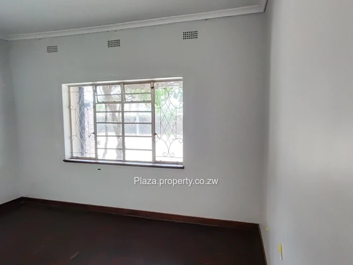 Commercial Property for rent in Highlands