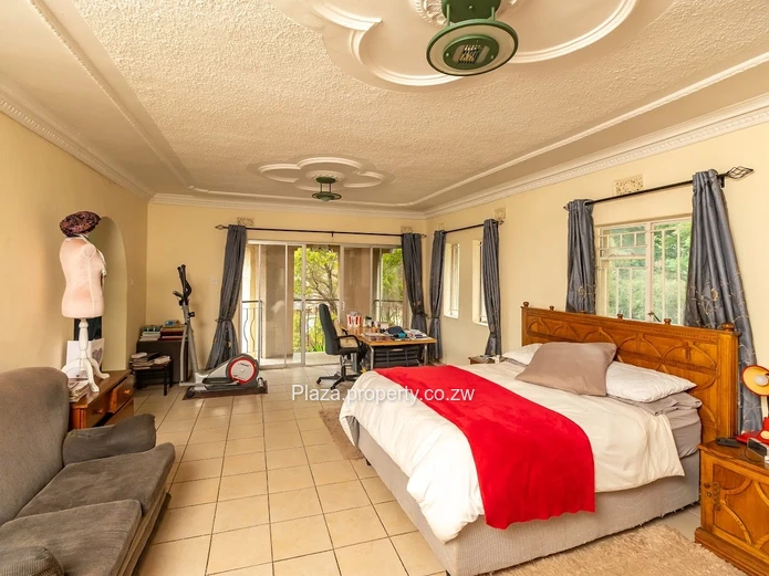 Classic Gunhill Family Home