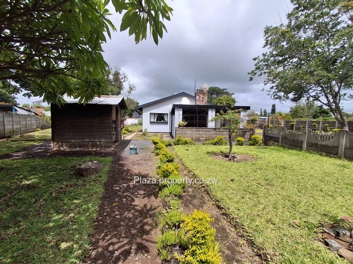 A Lovely Home in a Peaceful area near Lundi Park Golf Course