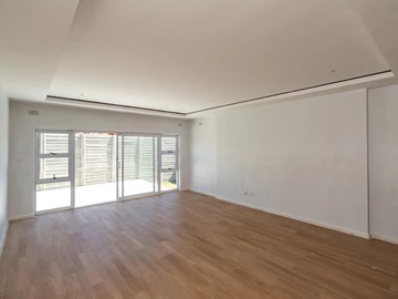 3 Bedroom Garden Flat