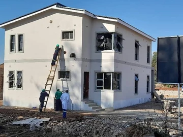 18 Unit Townhouse Complex