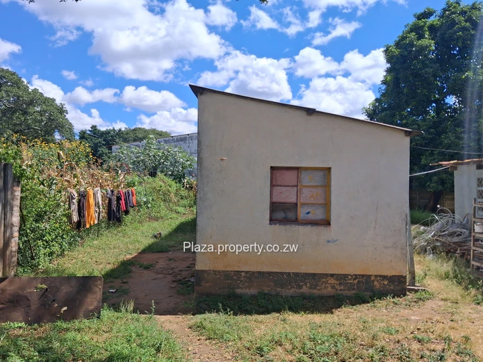 Strategic Industrial & Commercial Investment Property | Marondera Industrial Zone | Corner Stand