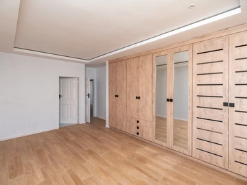 3 Bedroom Garden Flat