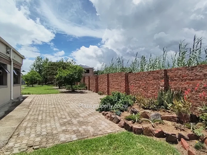 House For Rent In Pomona