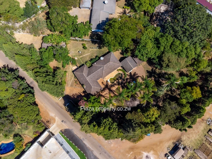 5 Bedroomed House For Rent In Borrowdale