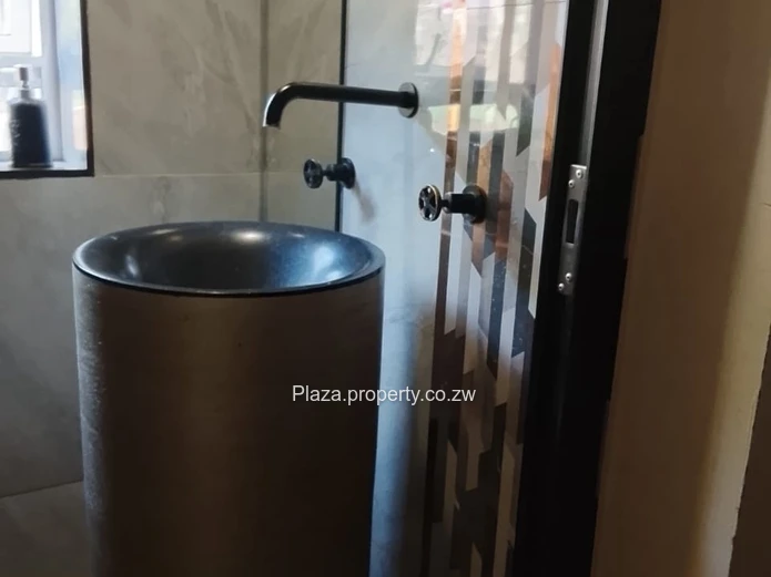 Prime Property Suitable for Offices To Let