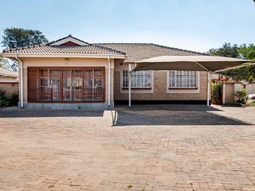 3 Bedroom Garden Flat