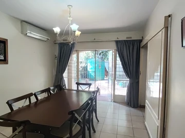 3 Bedroom Flat & Apartment