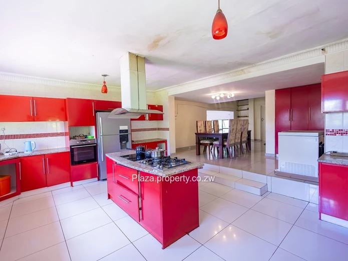 Monavale - Expansive Split-Level Family Home