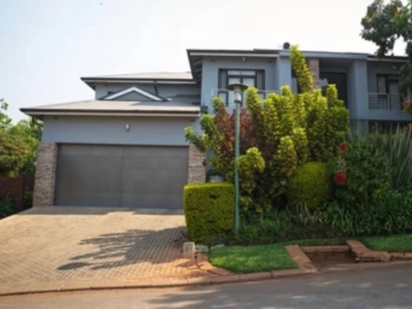 5 Bedroom House