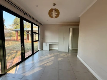 4 Bedroom Garden Flat