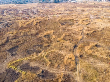 Commercial & Industrial Land