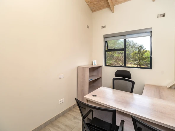 3 Bedroom Flat & Apartment