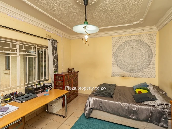 Classic Gunhill Family Home