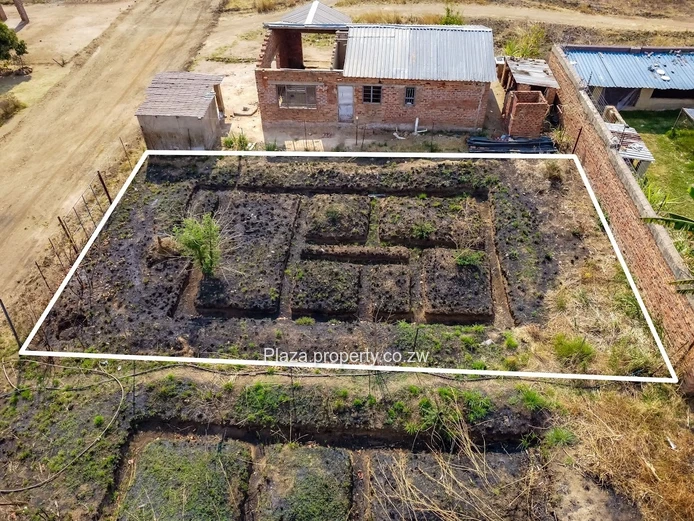 Beautiful Residential Stand for Sale in Crowhill