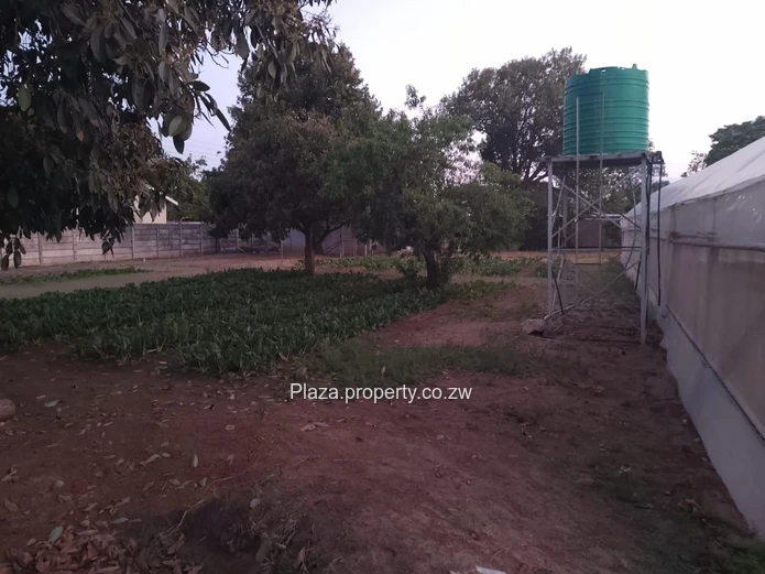 Cleveland, Greendale – 2,396sqm Panhandle Stand For Sale