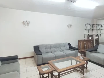 3 Bedroom Flat & Apartment