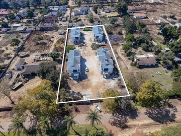 4 Bedroom Flat & Apartment