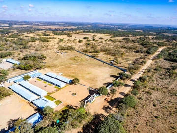 Farm & Agricultural Land