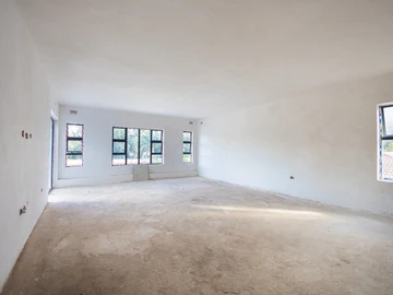 7 Bedroom House