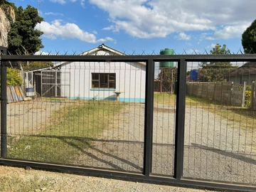 Prime Area !!Commercial Rental Property In Eastlea Along Chiremba Road