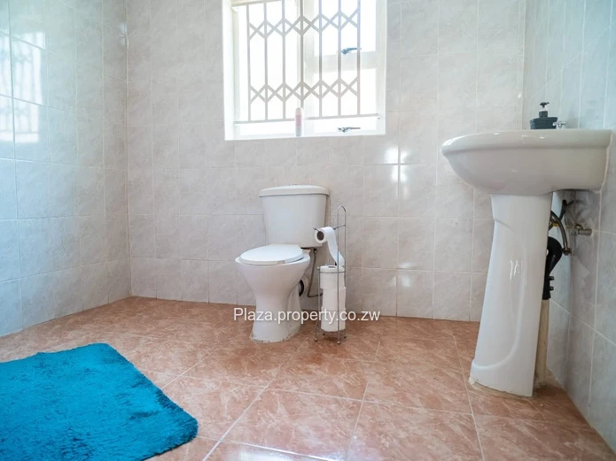 3 bedroom house for sale in Crowhill Views 