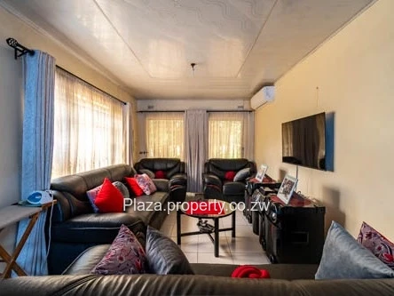 Property for sale in Greendale 
