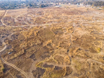 Commercial & Industrial Land