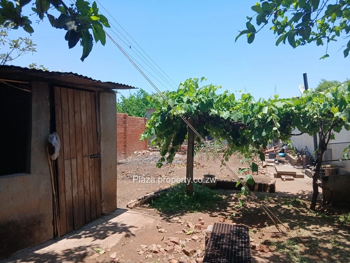 Strategically Located Eastlea Home | S. Machel