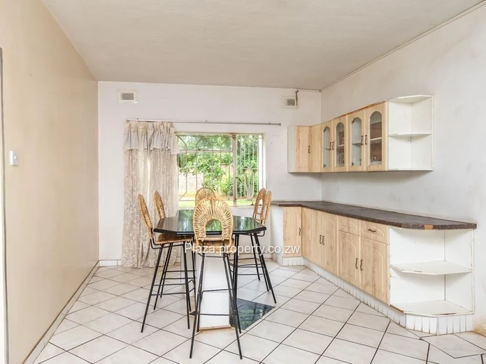 7 Bedroom House for Sale in Mount Pleasant