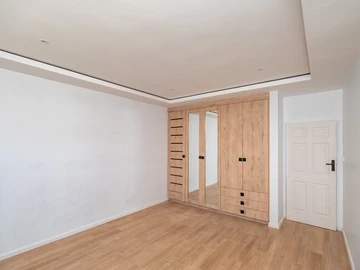 2 Bedroom Garden Flat