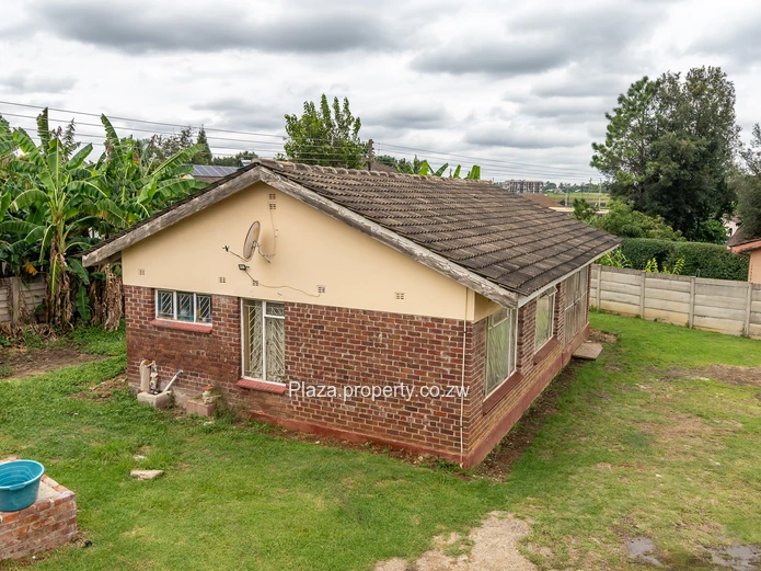 Exceptional Multi-Level Family Home with Self-Contained Cottage – Vainona (Cashcow) (Sole Mandate)