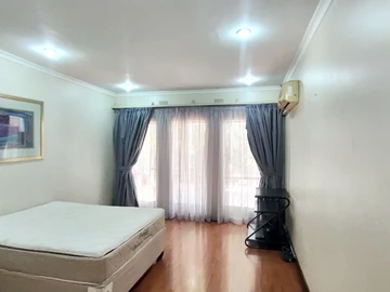 3 Bedroom Flat & Apartment