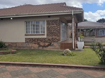 3 Bedroom Garden Flat