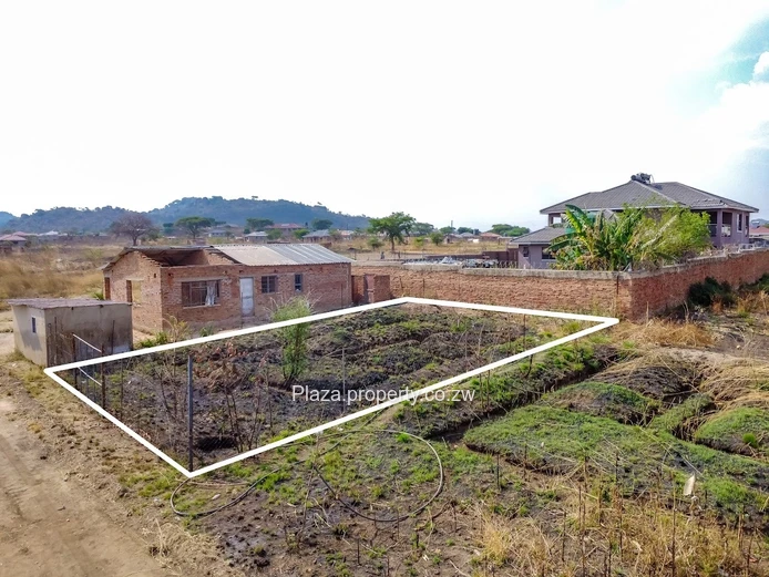 Beautiful Residential Stand for Sale in Crowhill