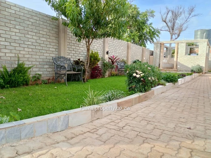 Townhouse for Rent in Nyeredzi Ridge