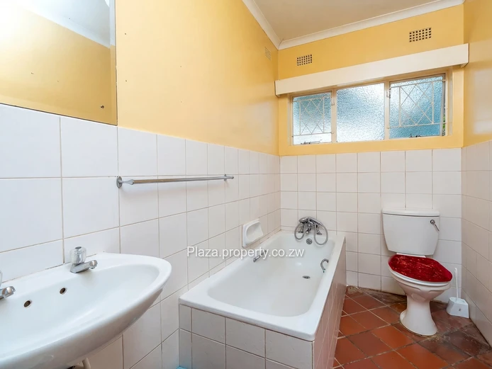 Quick Sale - Charming 3 Bed Garden Flat