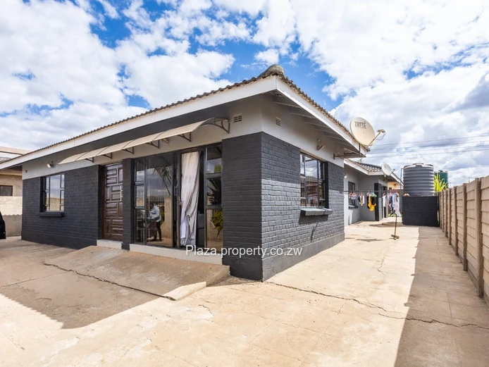 Modern Family Living – 4-Bedroom Beauty For Sale