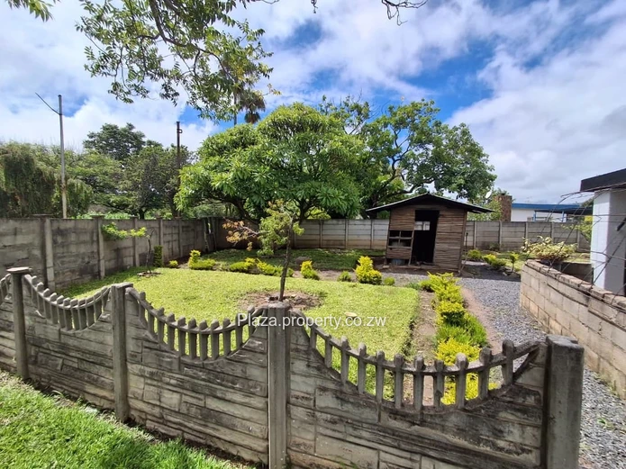 A Lovely Home in a Peaceful area near Lundi Park Golf Course