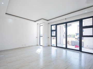 4 Bedroom Flat & Apartment