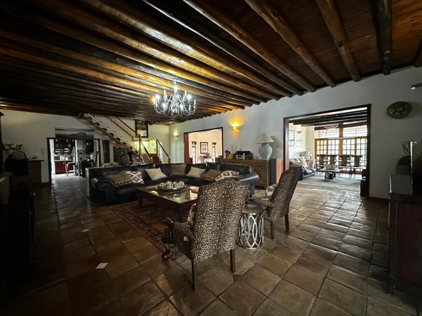 Farm & Agricultural Land