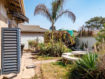 3 Bedroom Garden Flat