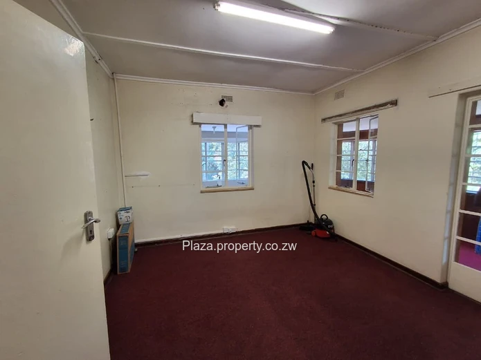 Commercial Property for Sale – Van Praag, Milton Park