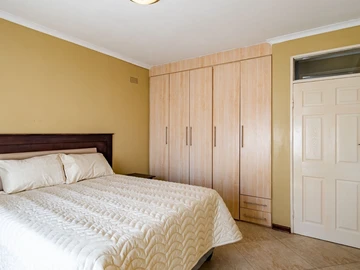 3 Bedroom Garden Flat