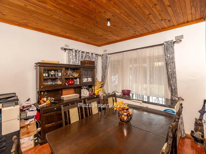 Perfect for Family Living or First-Time Owners (Sole Mandate)